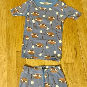 Hanna Andersson 2 Piece S’mores Pajamas Set - kids size 5